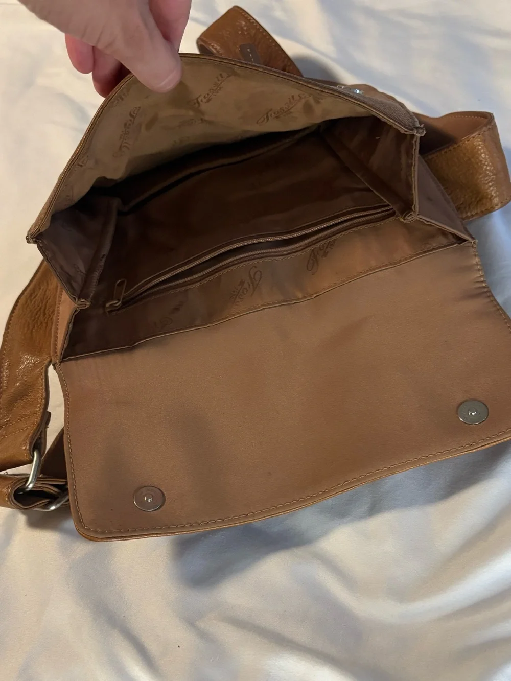 Fossil Men's Leather Messenger Bag in Brown